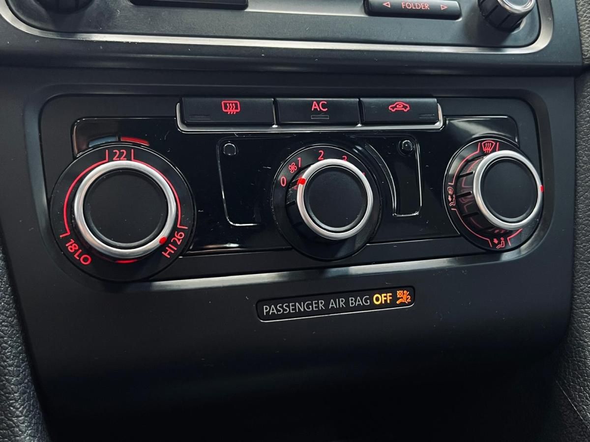 volkswagen-golf-2010-diesel-1598cc