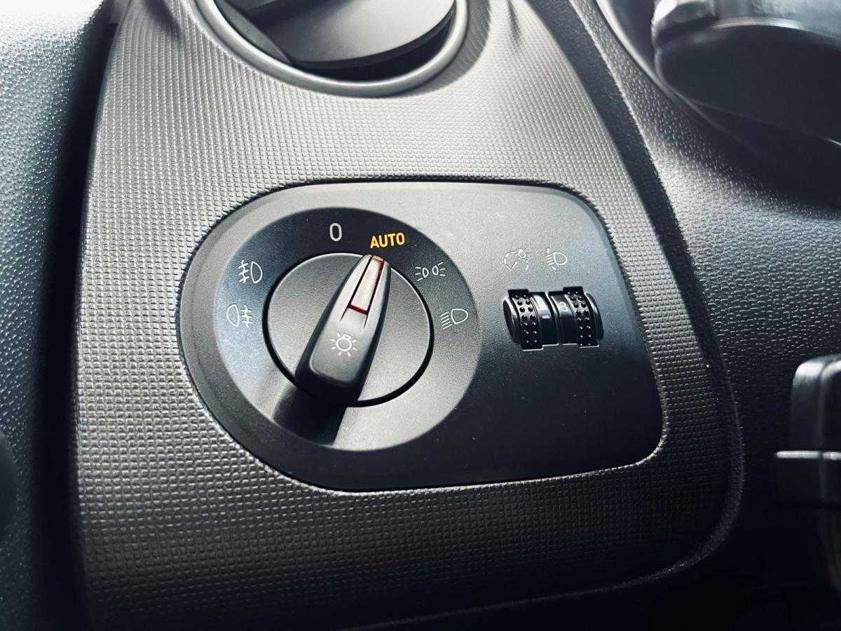 seat-ibiza-2012-diesel-1199cc