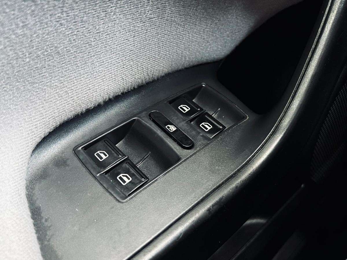 seat-ibiza-2012-diesel-1199cc