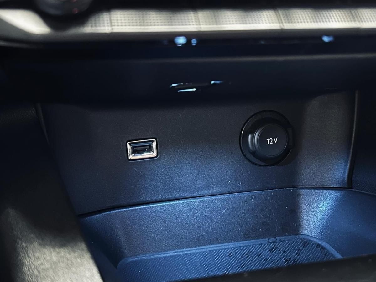 peugeot-3008-2017-diesel-1560cc