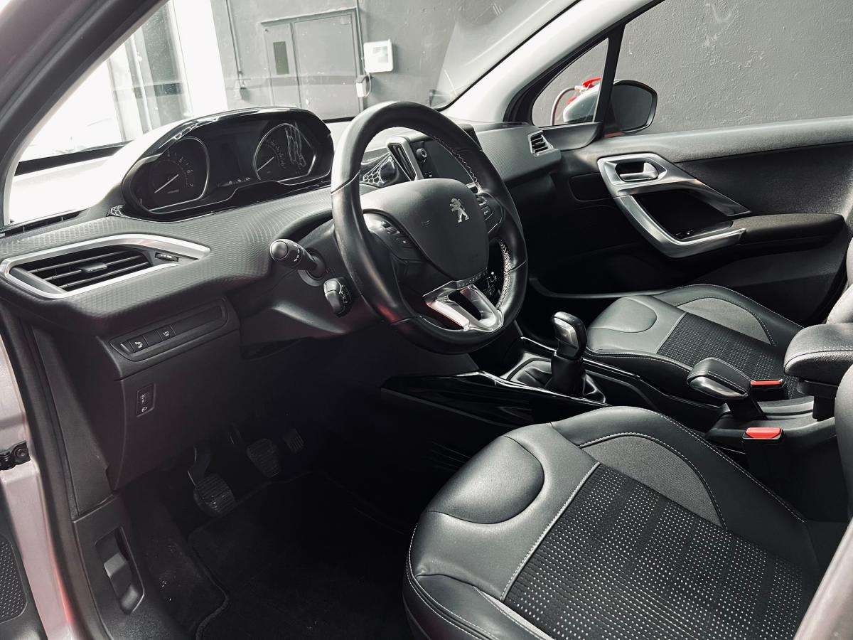 peugeot-2008-2018-gasolina-1199cc