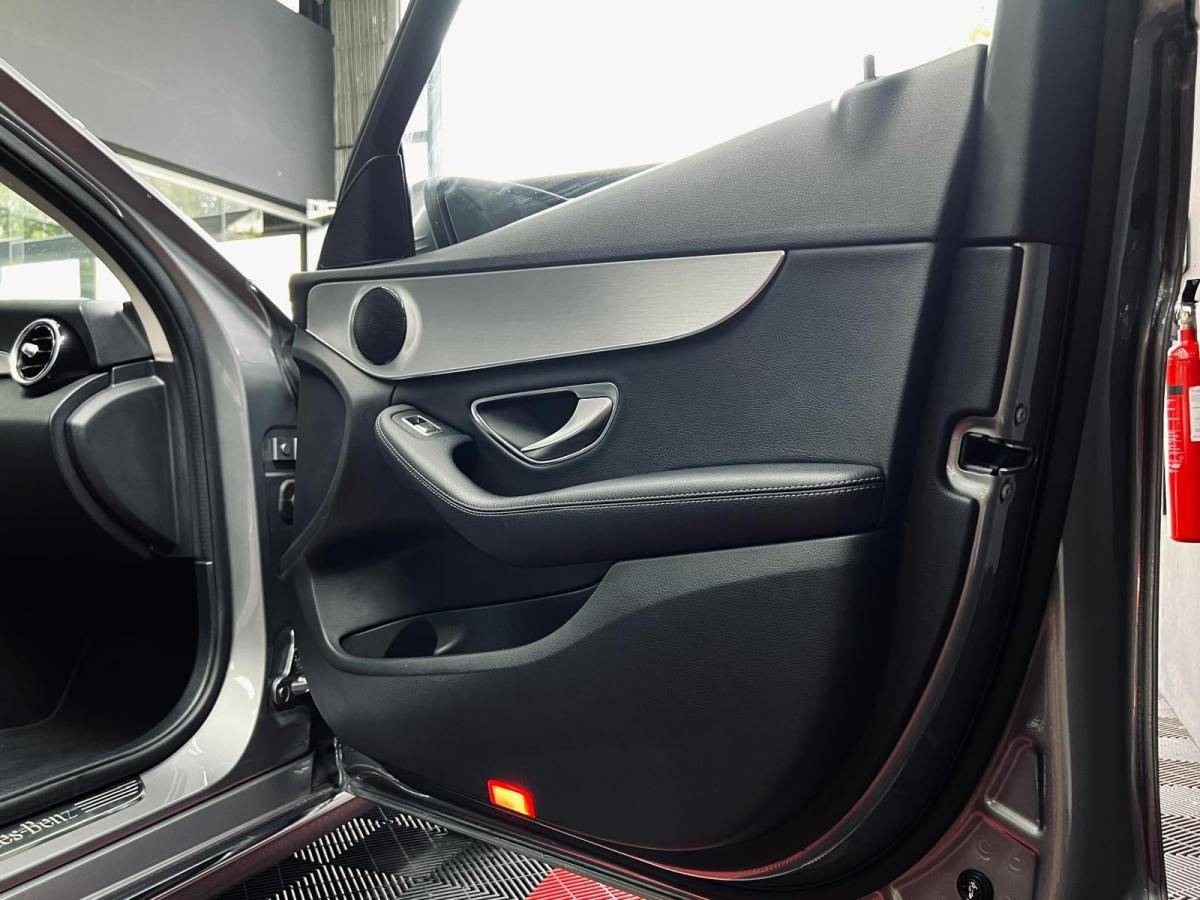 mercedes-benz-classe-c-2015-diesel-2143cc