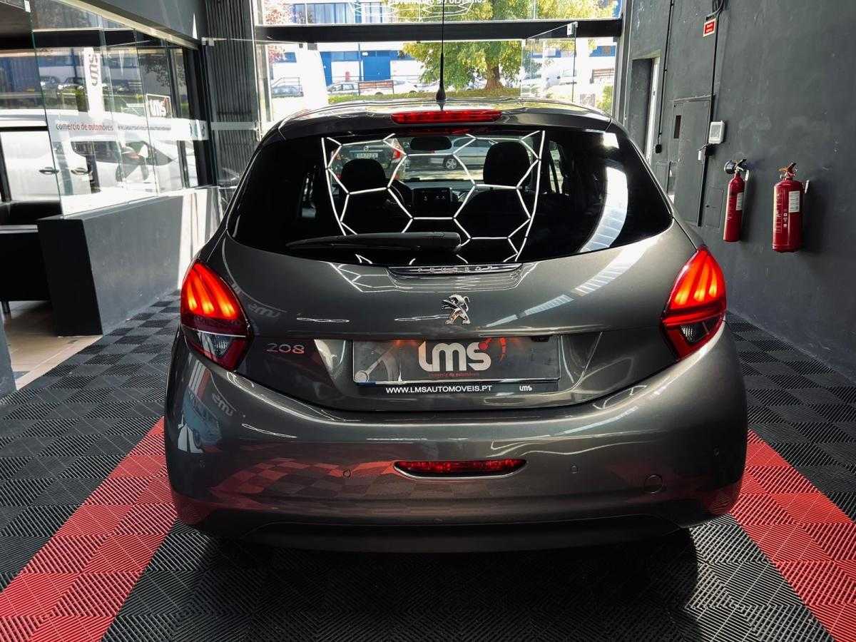 peugeot-208-2018-gasolina-1199cc