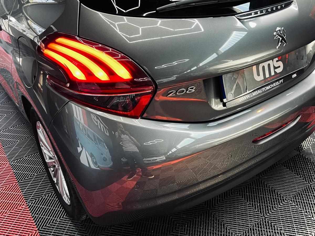peugeot-208-2018-gasolina-1199cc