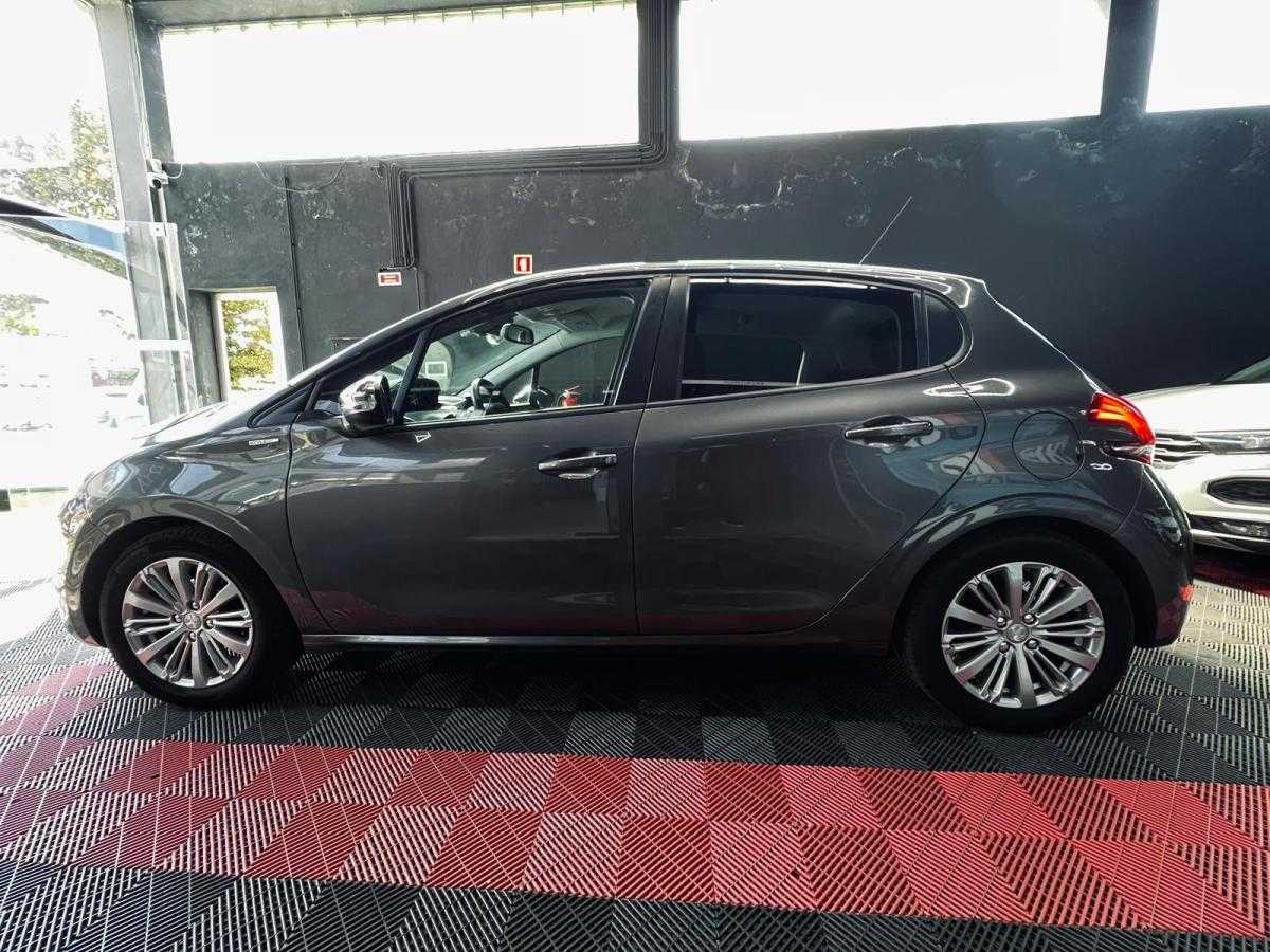 peugeot-208-2018-gasolina-1199cc