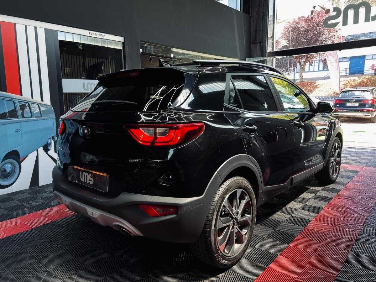 kia-stonic-2019-diesel-1598cc