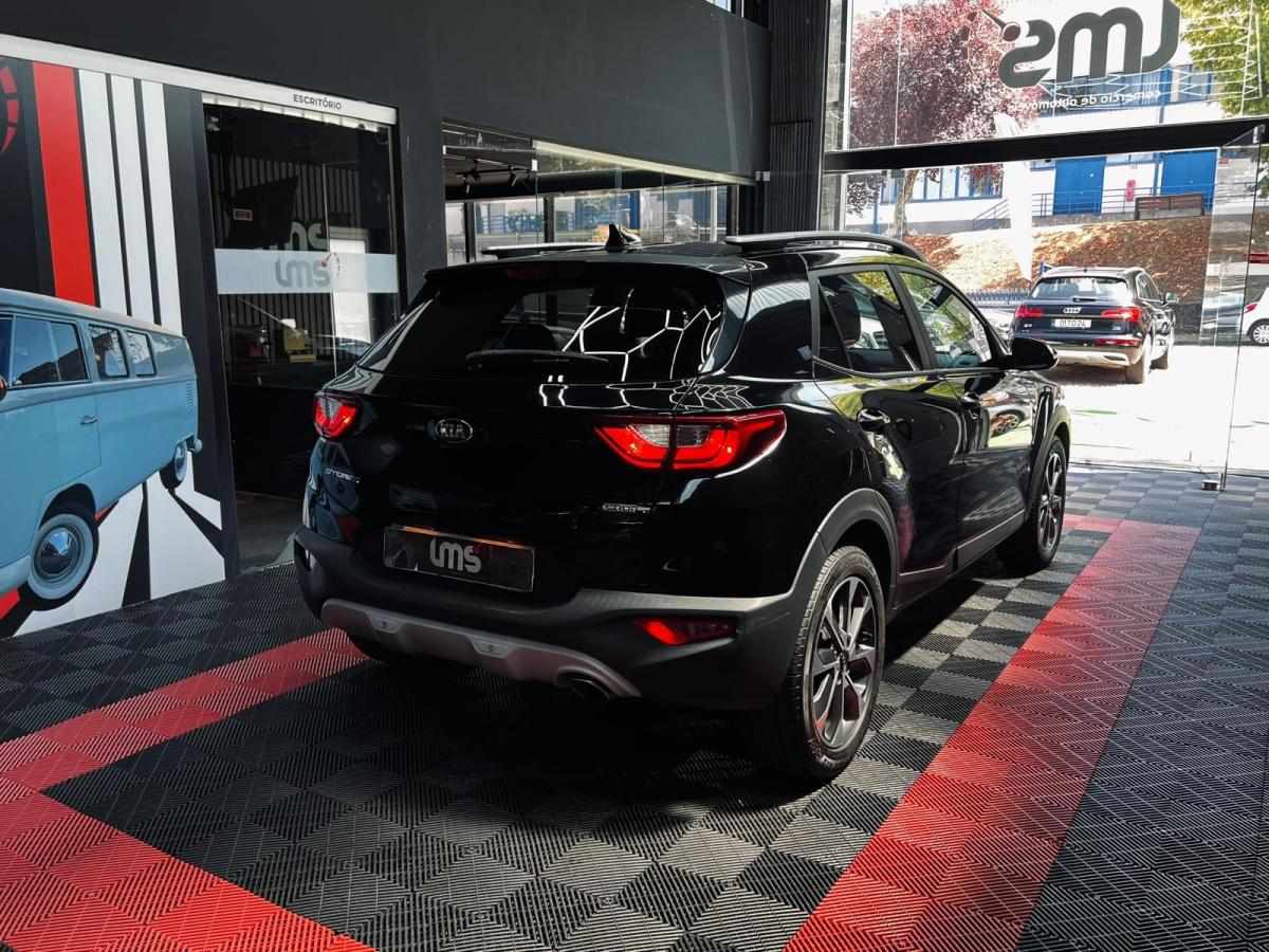 kia-stonic-2019-diesel-1598cc