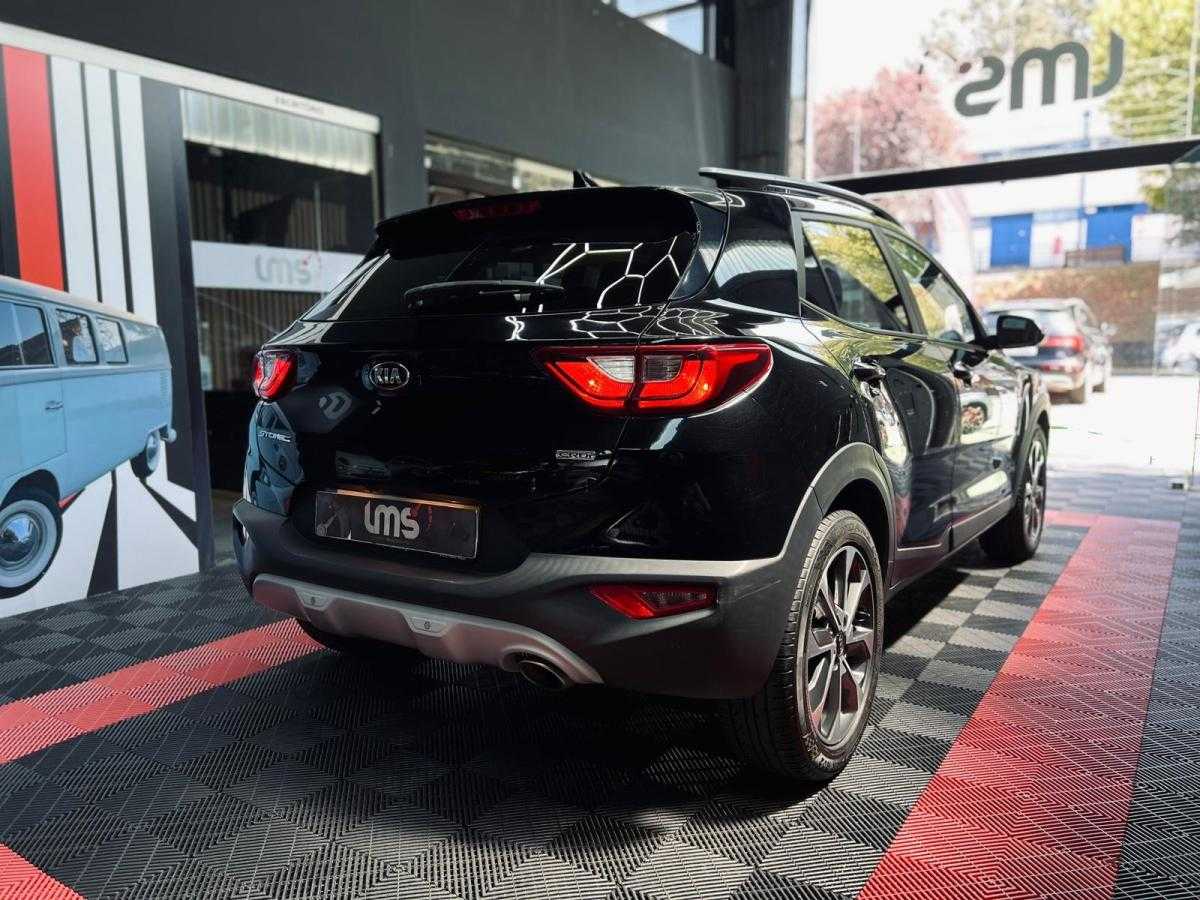 kia-stonic-2019-diesel-1598cc