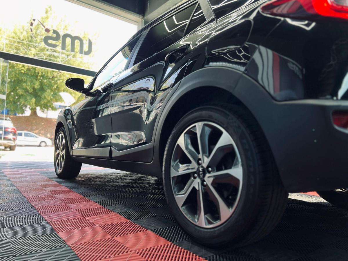 kia-stonic-2019-diesel-1598cc