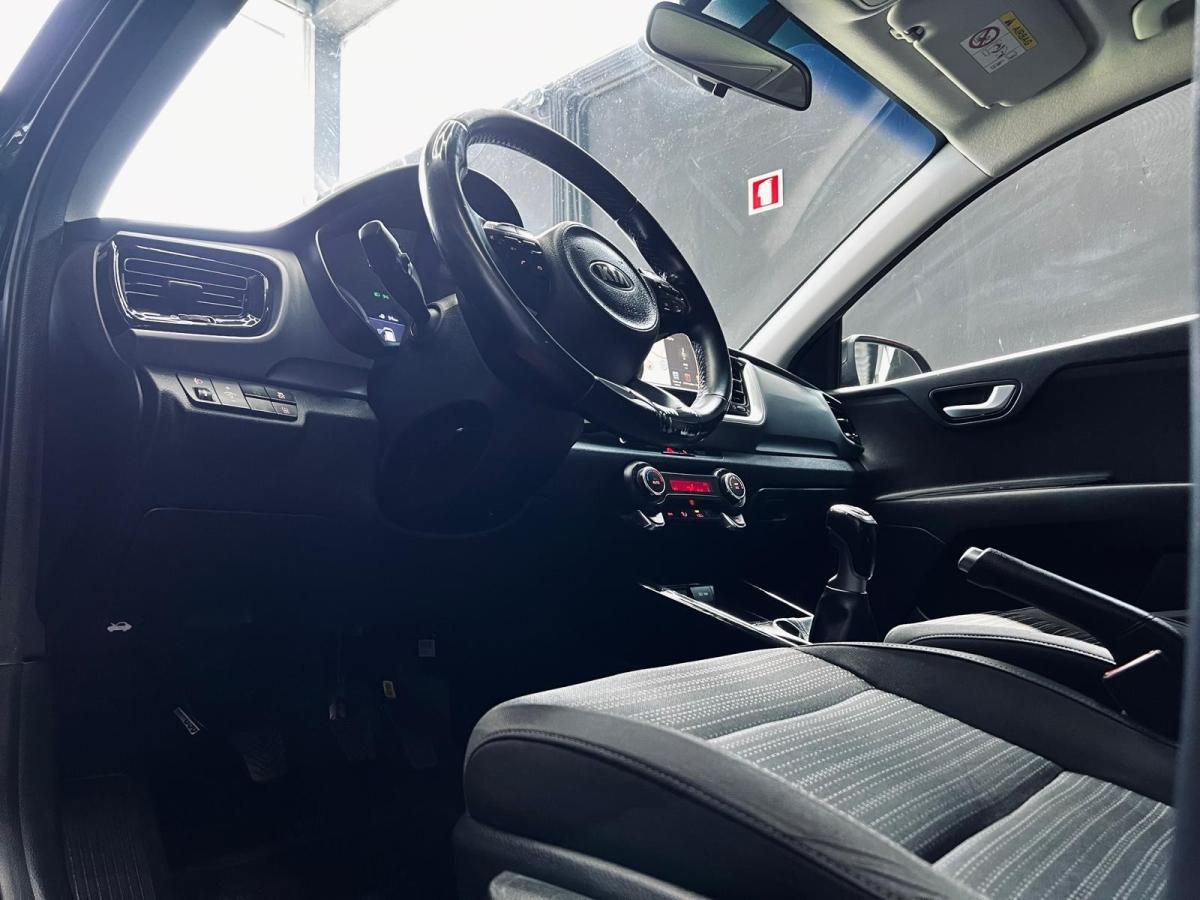 kia-stonic-2019-diesel-1598cc