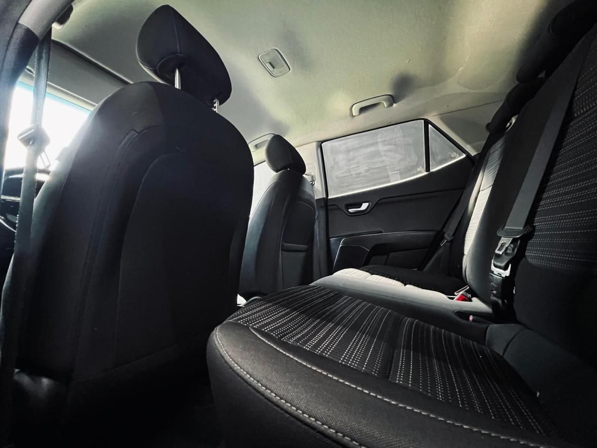 kia-stonic-2019-diesel-1598cc