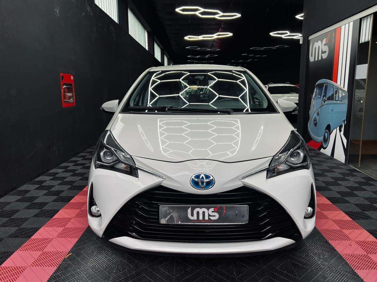 toyota-yaris-2018-hibrido-a-gasolina-1497cc