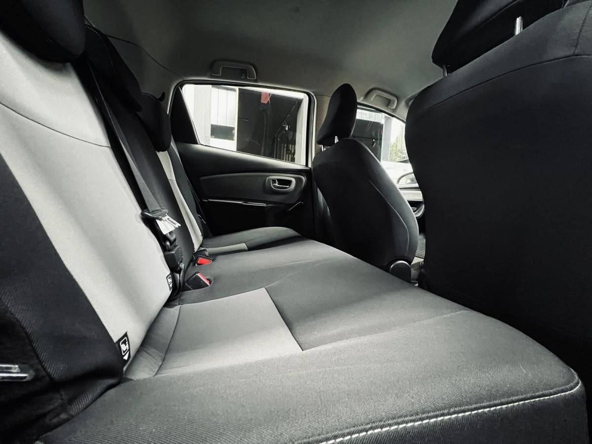 toyota-yaris-2018-hibrido-a-gasolina-1497cc