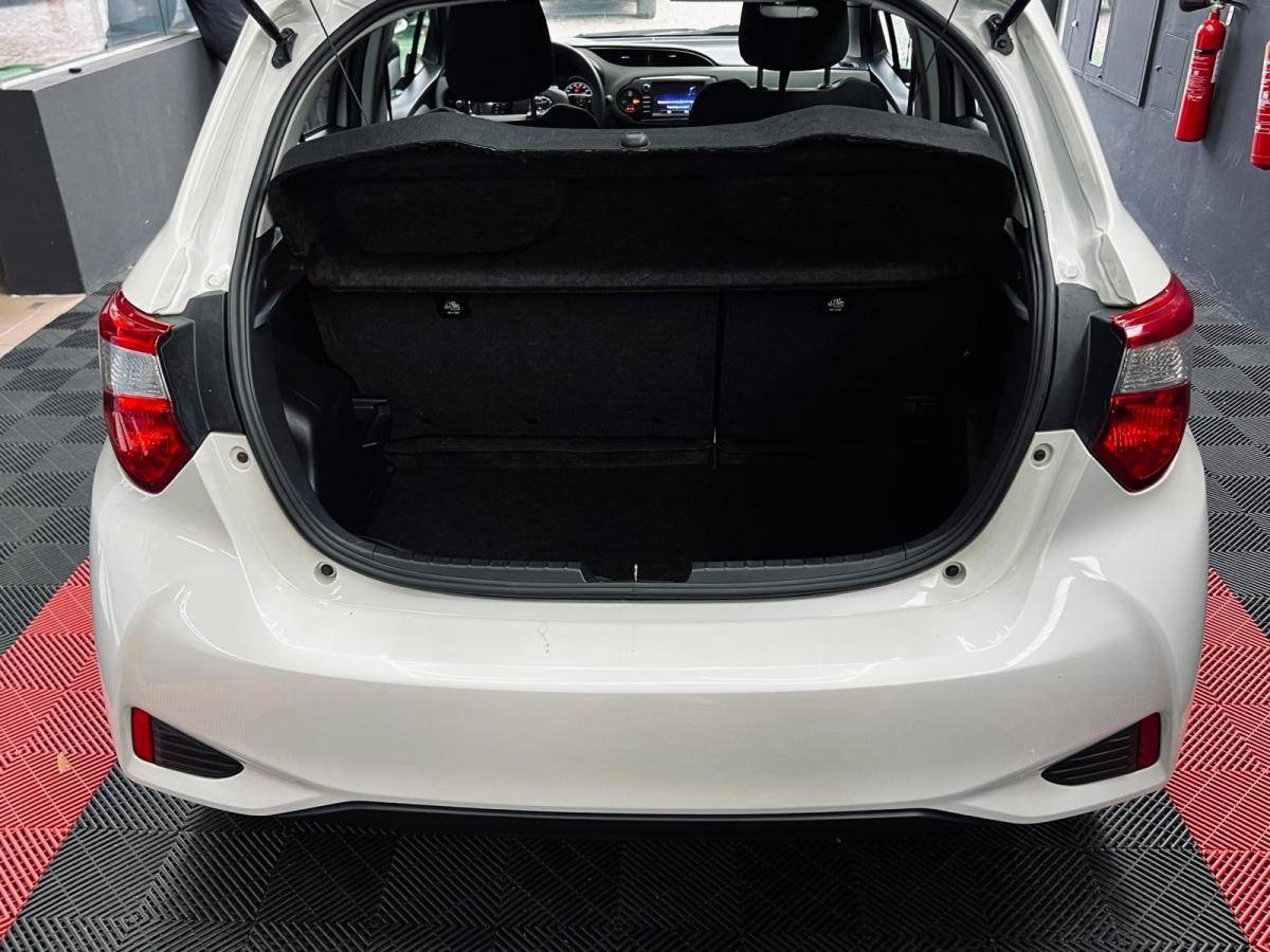 toyota-yaris-2018-hibrido-a-gasolina-1497cc