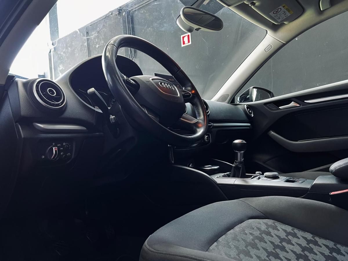audi-a3-sportback-2015-diesel-1598cc