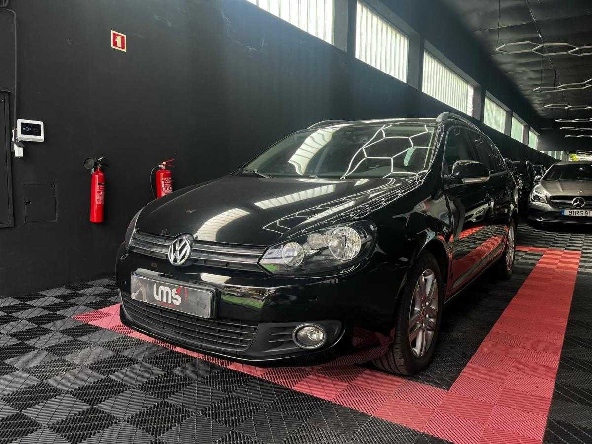 volkswagen-golf-variant-2010-diesel-1598cc