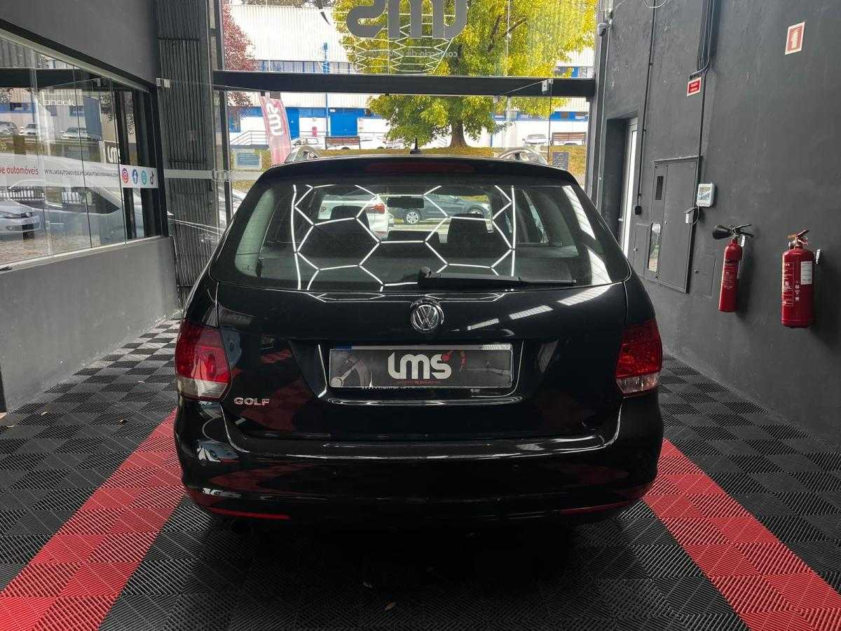volkswagen-golf-variant-2010-diesel-1598cc