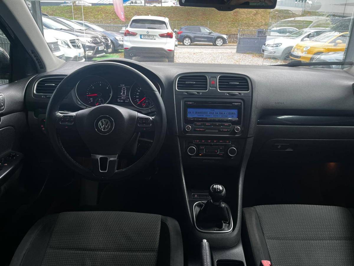 volkswagen-golf-variant-2010-diesel-1598cc