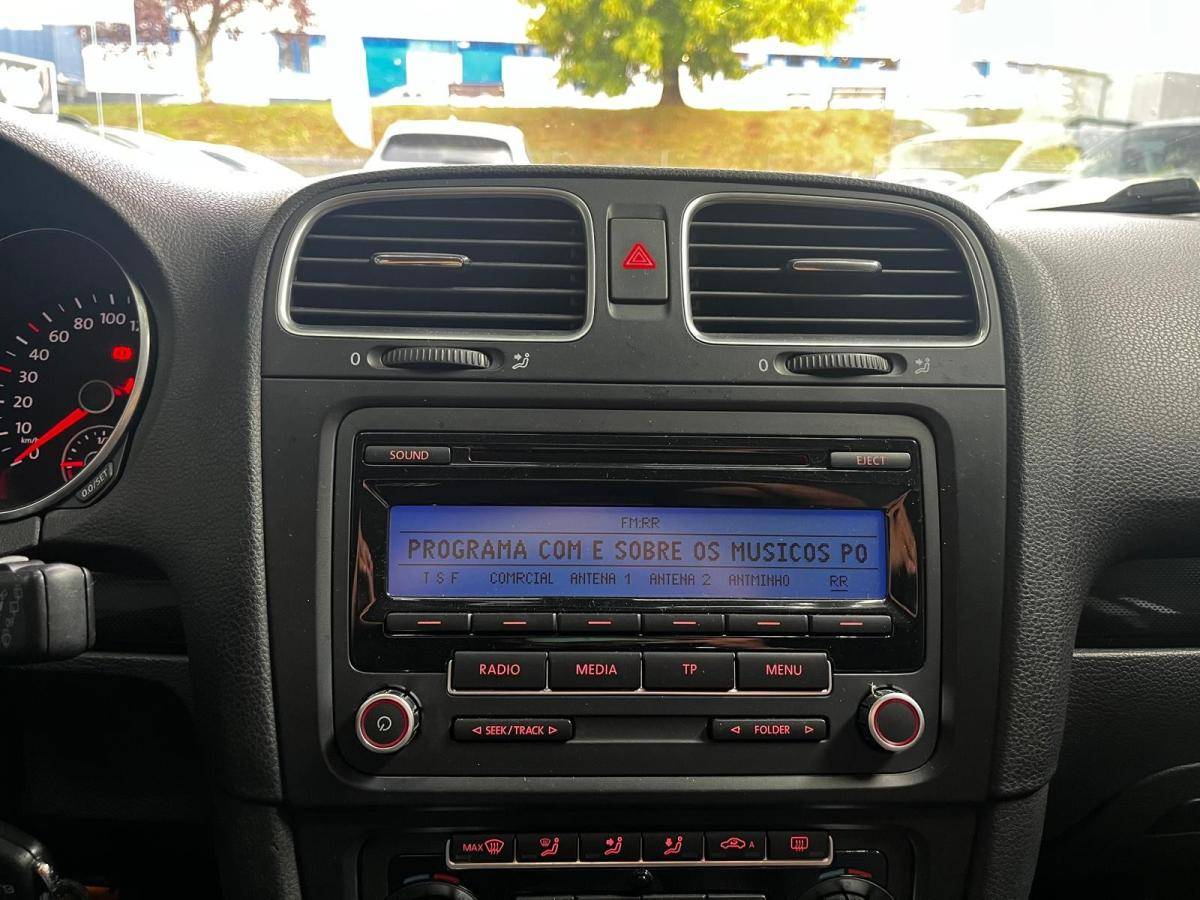 volkswagen-golf-variant-2010-diesel-1598cc