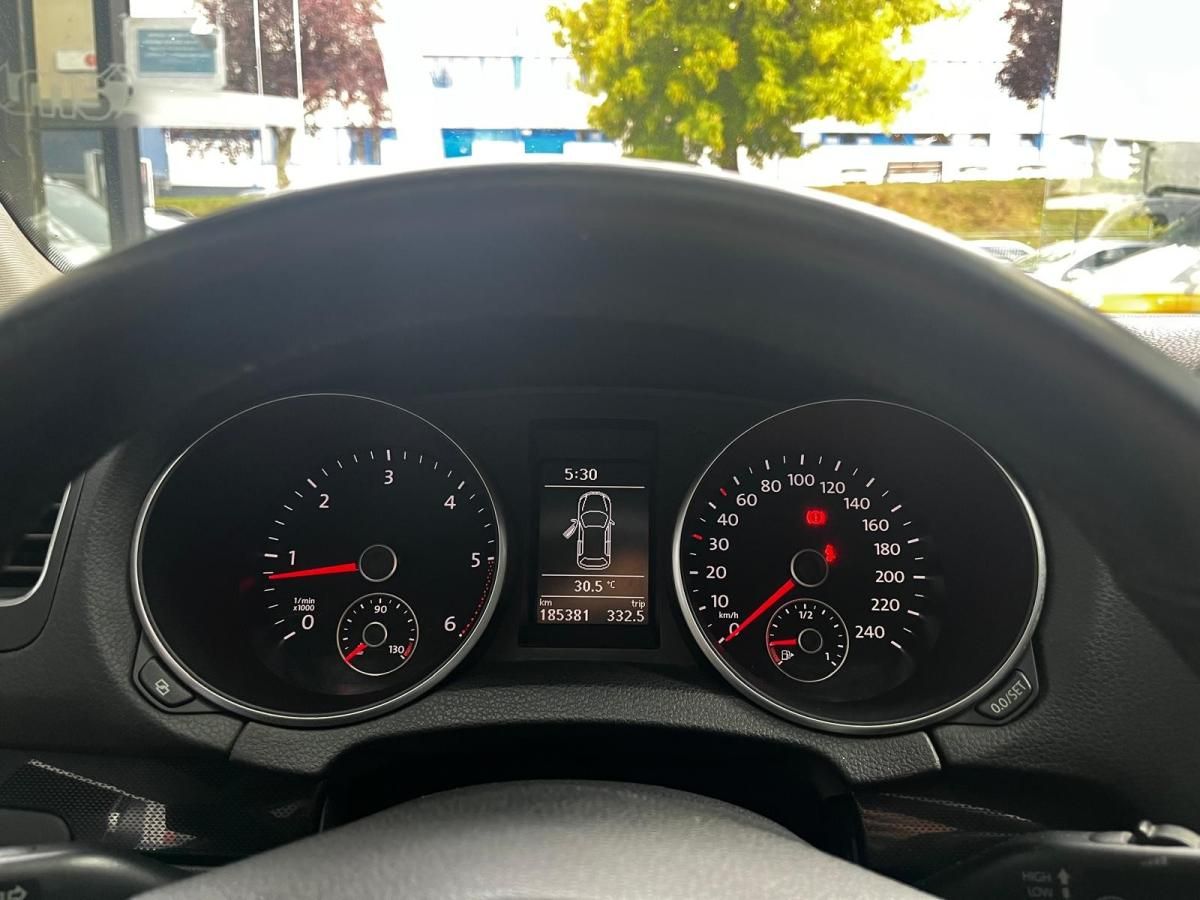volkswagen-golf-variant-2010-diesel-1598cc