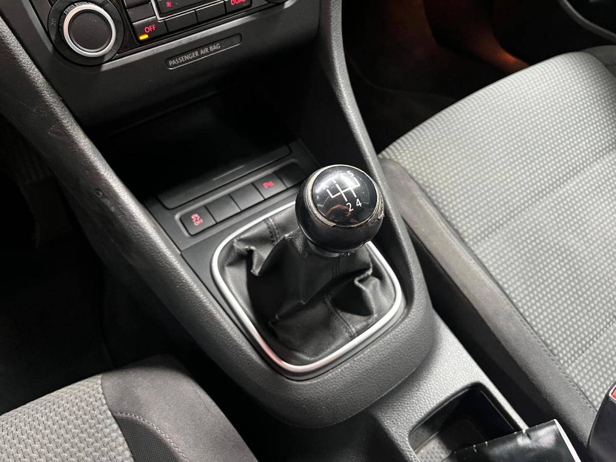 volkswagen-golf-variant-2010-diesel-1598cc