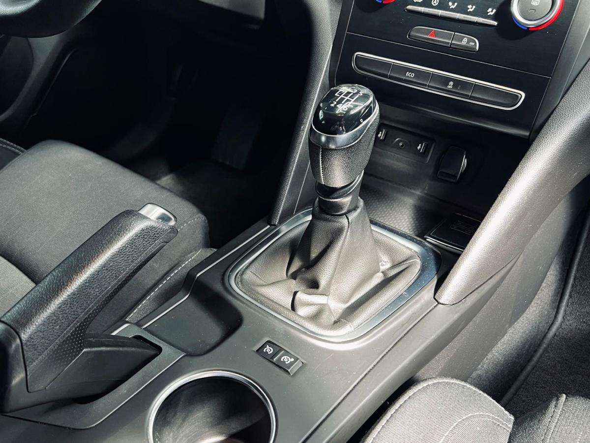 renault-megane-2019-diesel-1461cc