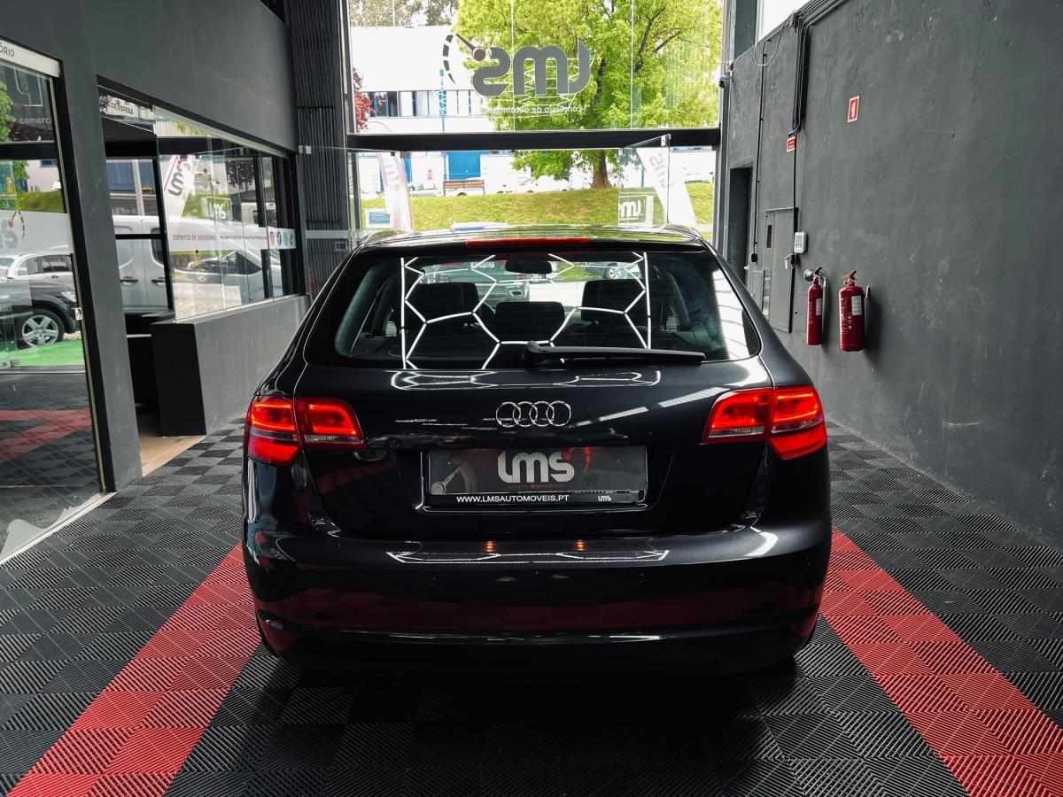 audi-a3-sportback-2010-diesel-1598cc