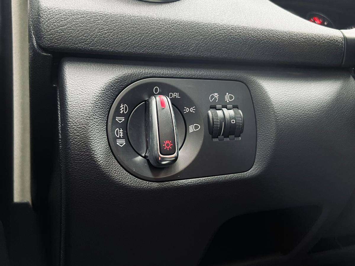 audi-a3-sportback-2010-diesel-1598cc