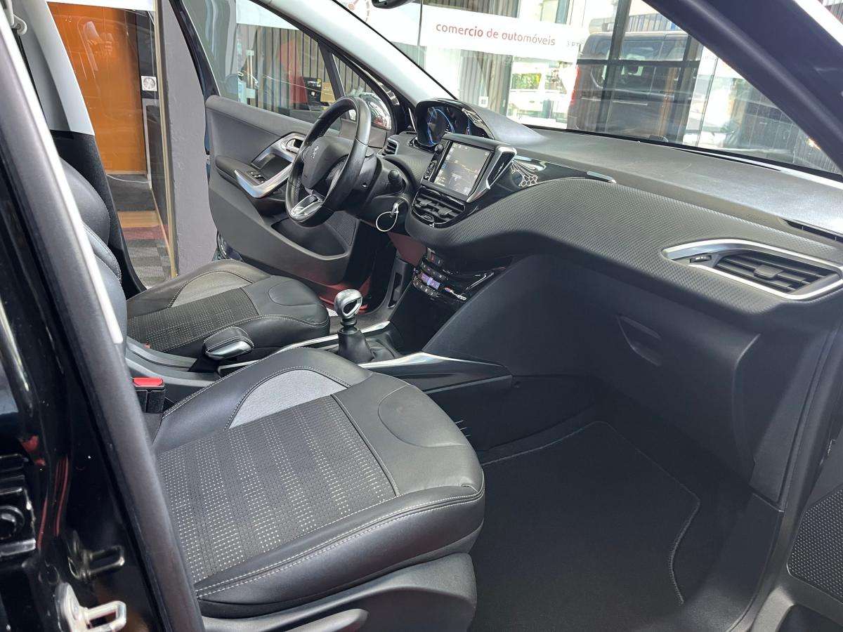 peugeot-2008-2015-gasolina-1199cc