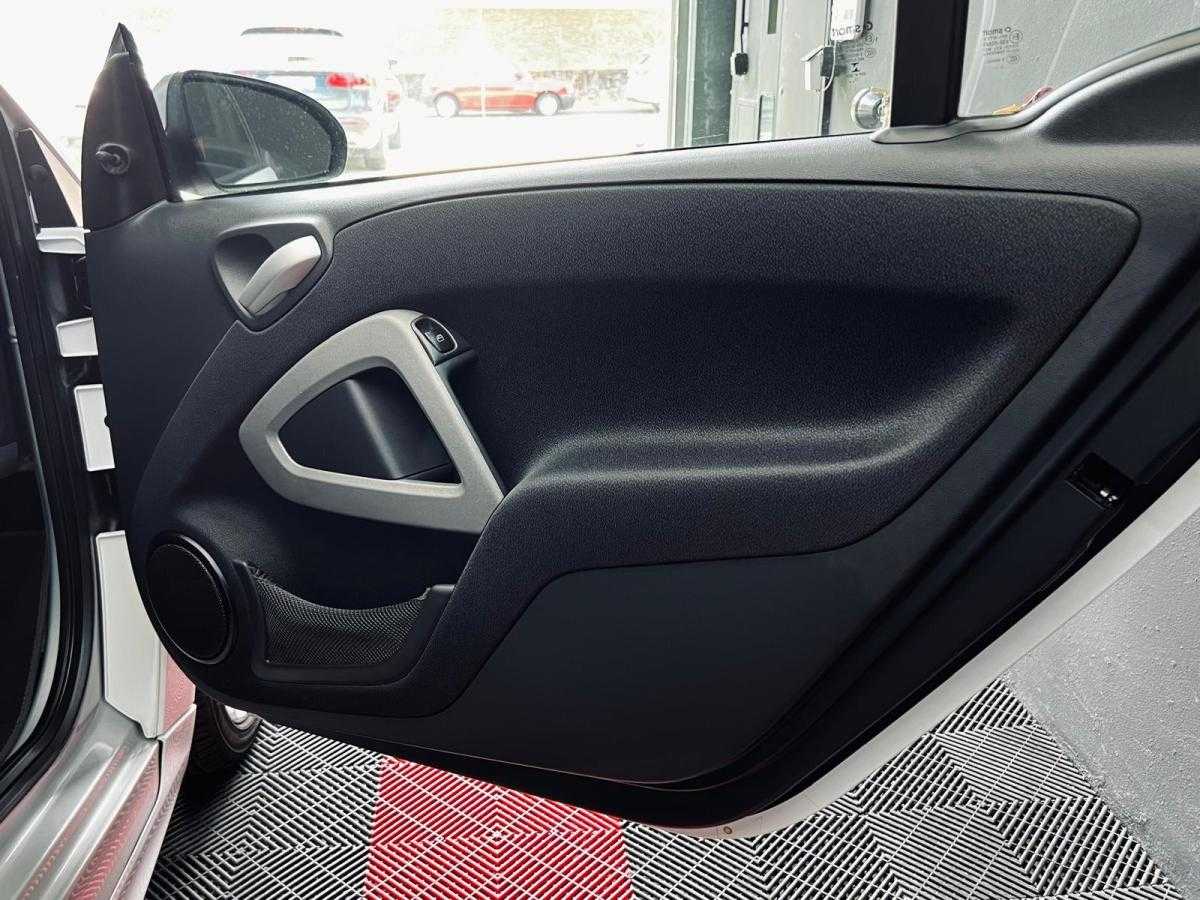 smart-fortwo-2014-eletrico-0cc