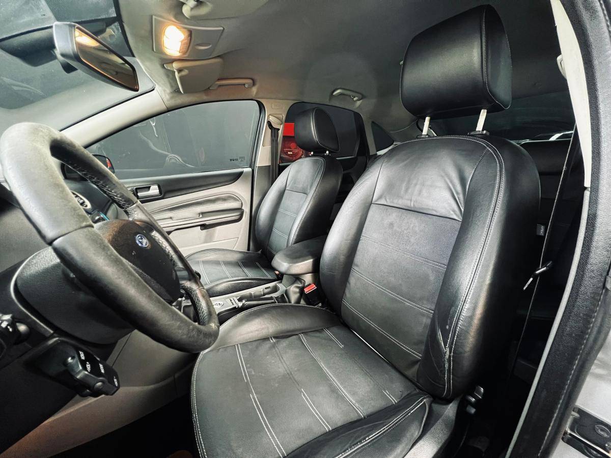 ford-focus-2011-diesel-1560cc