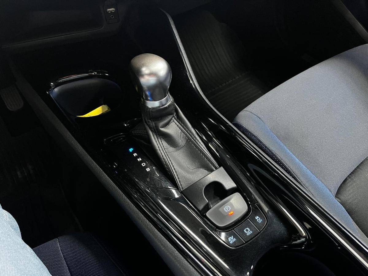 toyota-c-hr-2017-hibrido-a-gasolina-1798cc