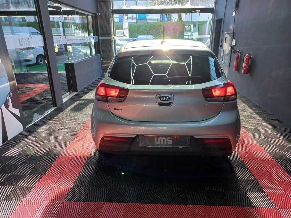 kia-rio-2018-gasolina-1248cc