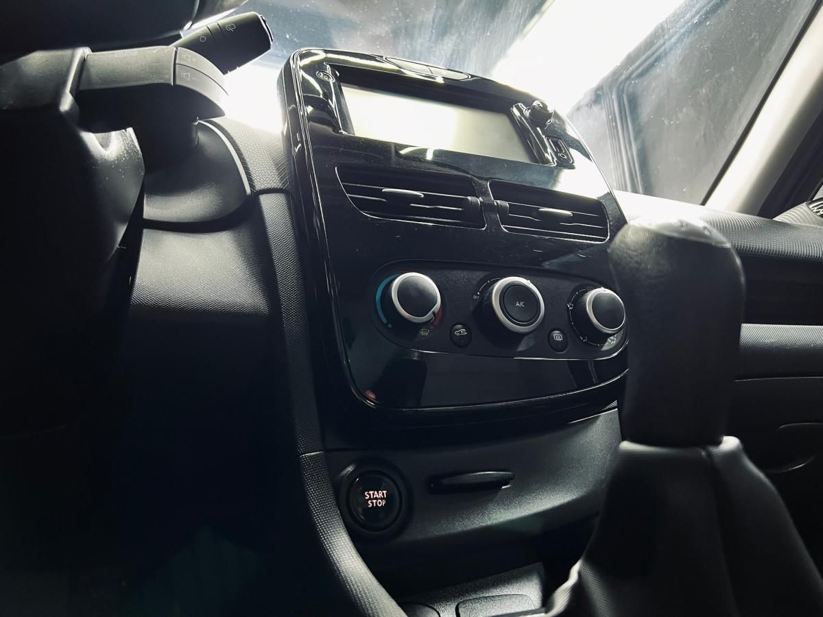 renault-clio-2015-gasolina-898cc