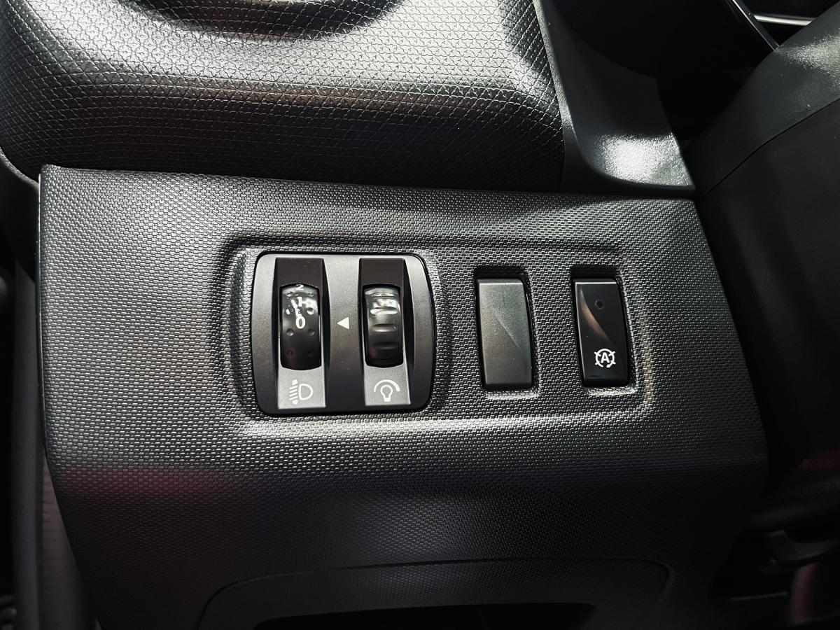 renault-clio-2015-gasolina-898cc