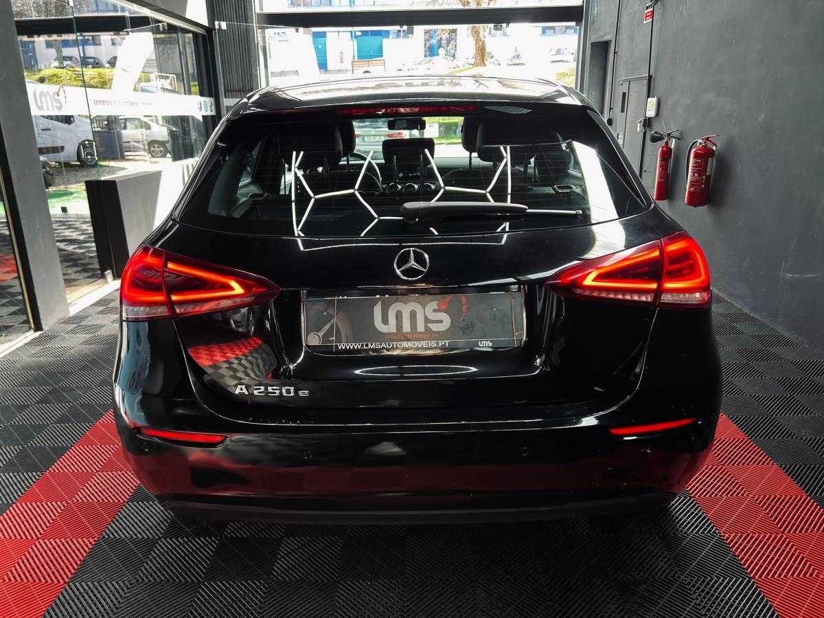 mercedes-benz-classe-a-2020-hibrido-a-gasolina-1332cc