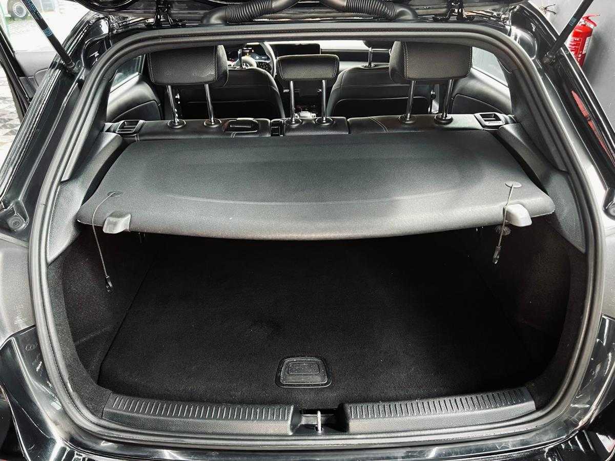 mercedes-benz-classe-a-2020-hibrido-a-gasolina-1332cc
