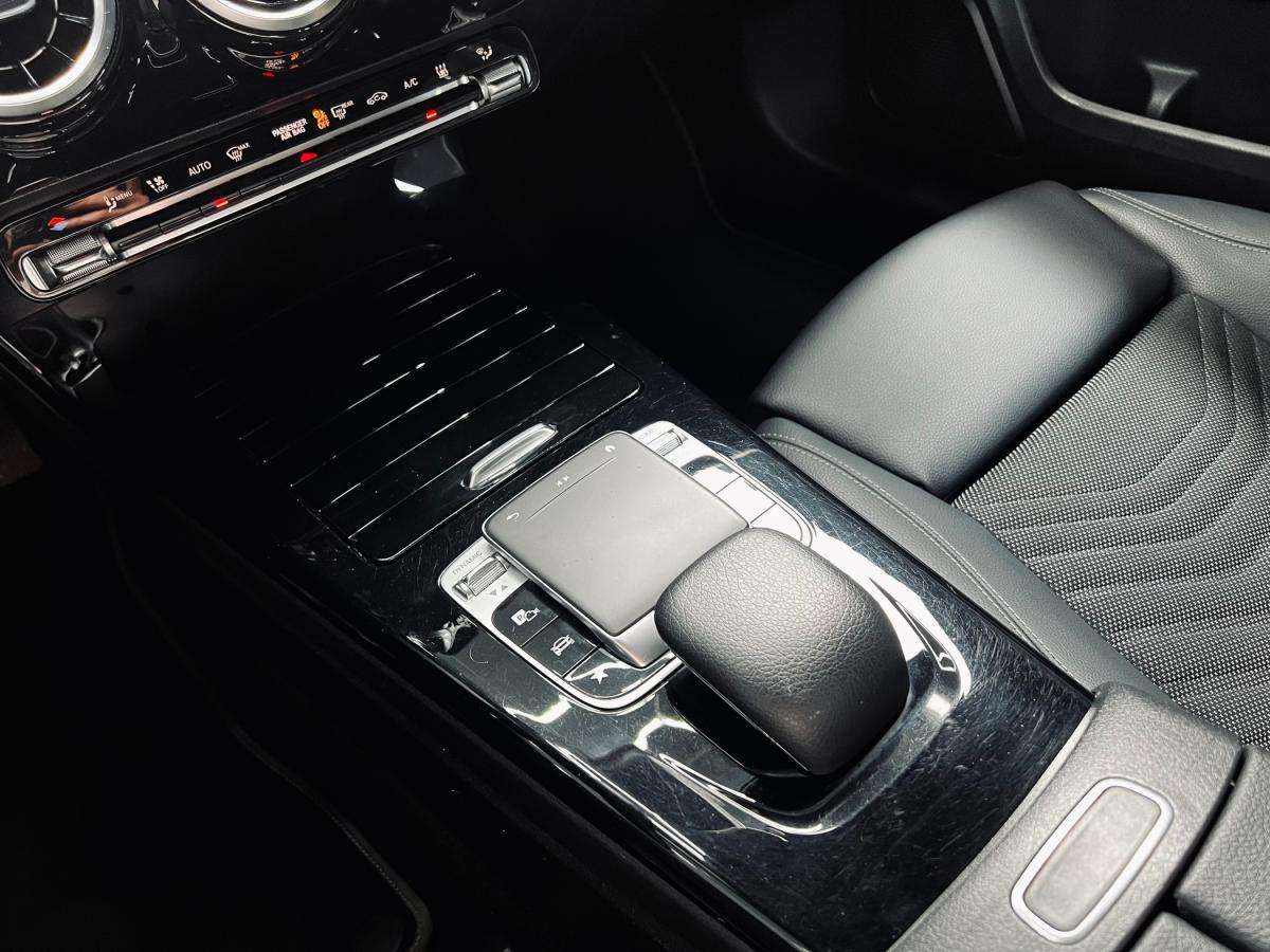 mercedes-benz-classe-a-2020-hibrido-a-gasolina-1332cc