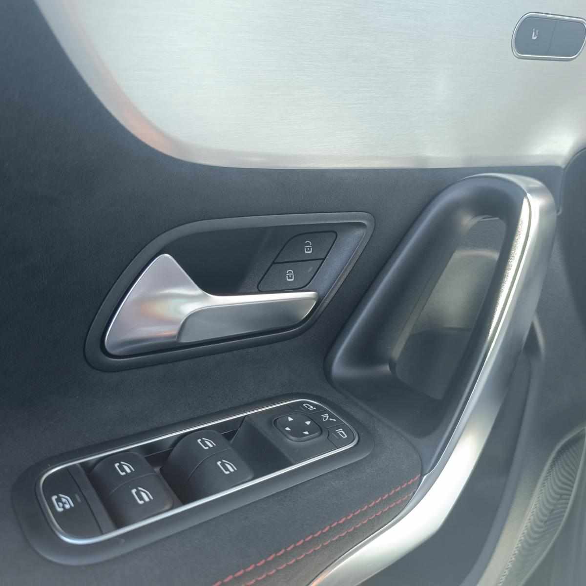 mercedes-benz-classe-a-a-250-e-2022-gasolina-1332cc