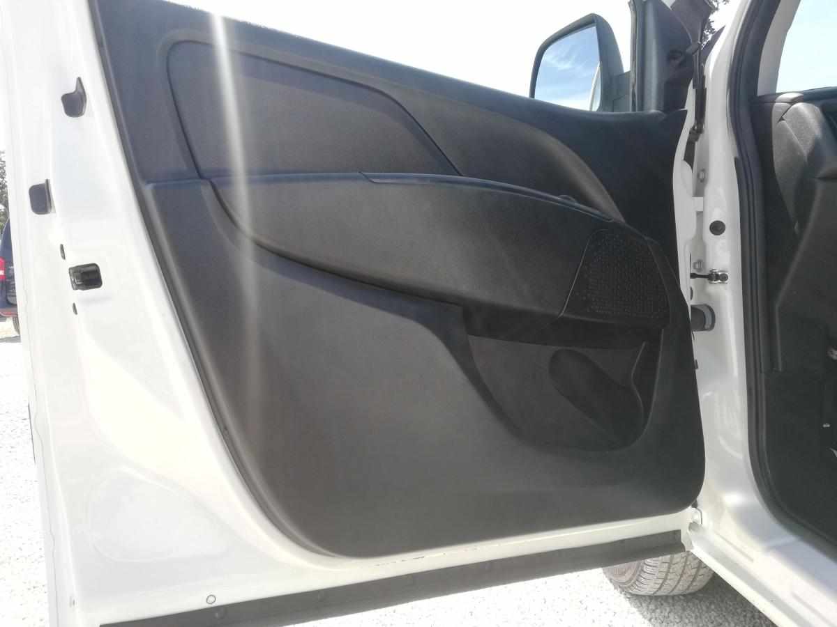 fiat-doblo-1-2-95cv-2021-diesel-1248cc