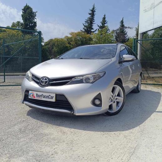 toyota-auris-touring-sports-1-4-d-2016-diesel-1400cc