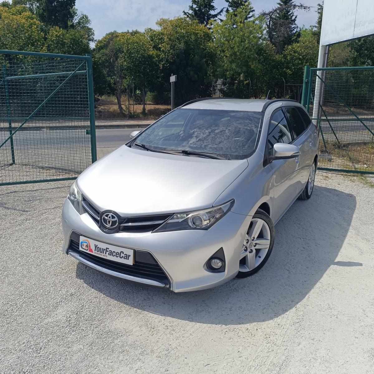 toyota-auris-touring-sports-1-4-d-2016-diesel-1400cc