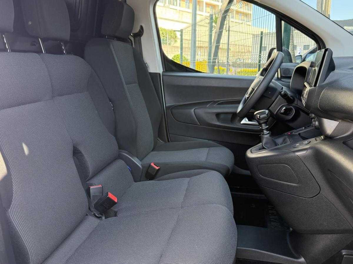 fiat-doblo-2025-diesel-1499cc