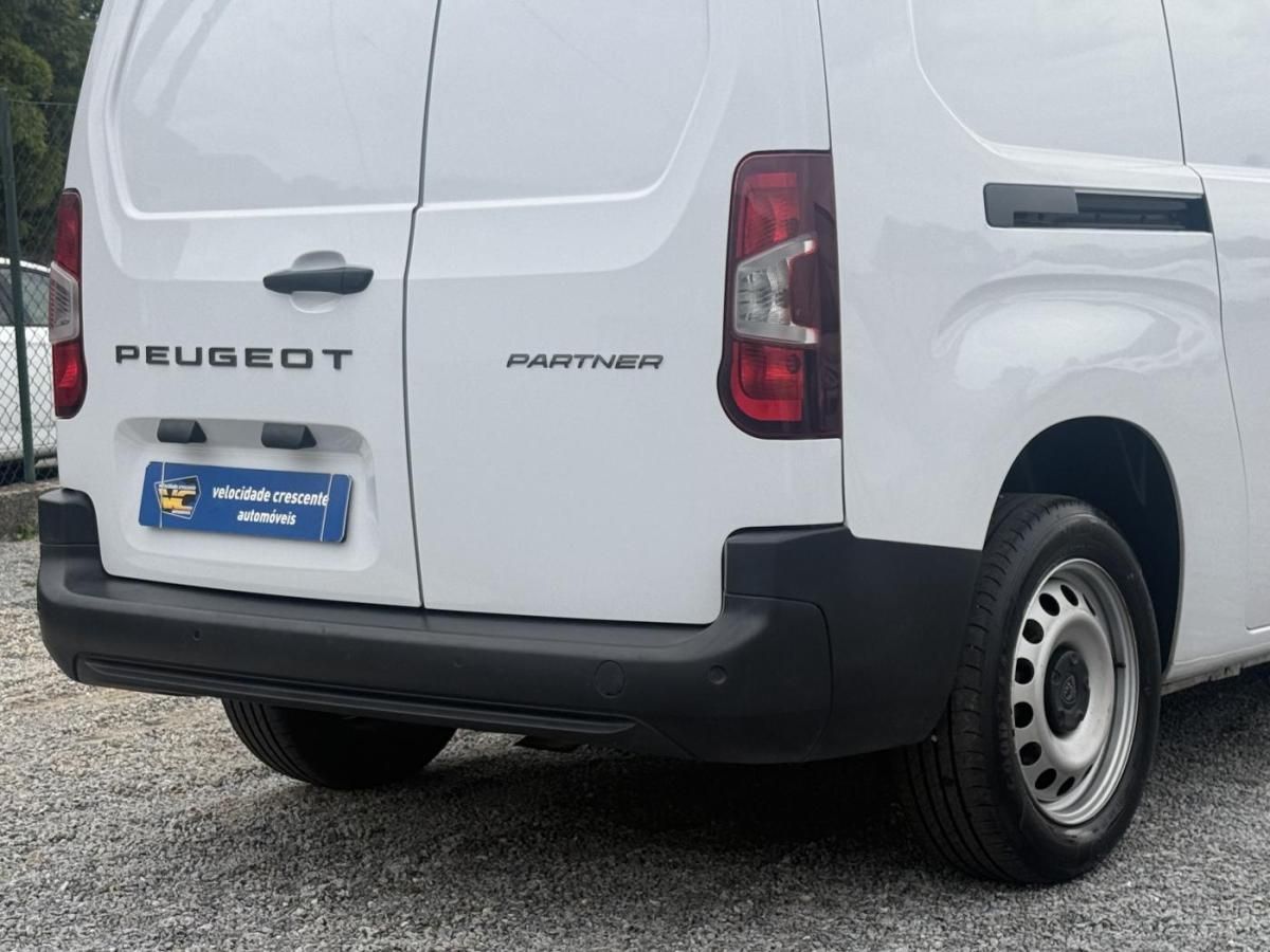 peugeot-partner-2024-diesel-1499cc