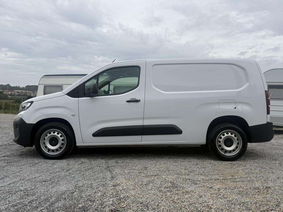 peugeot-partner-2024-diesel-1499cc