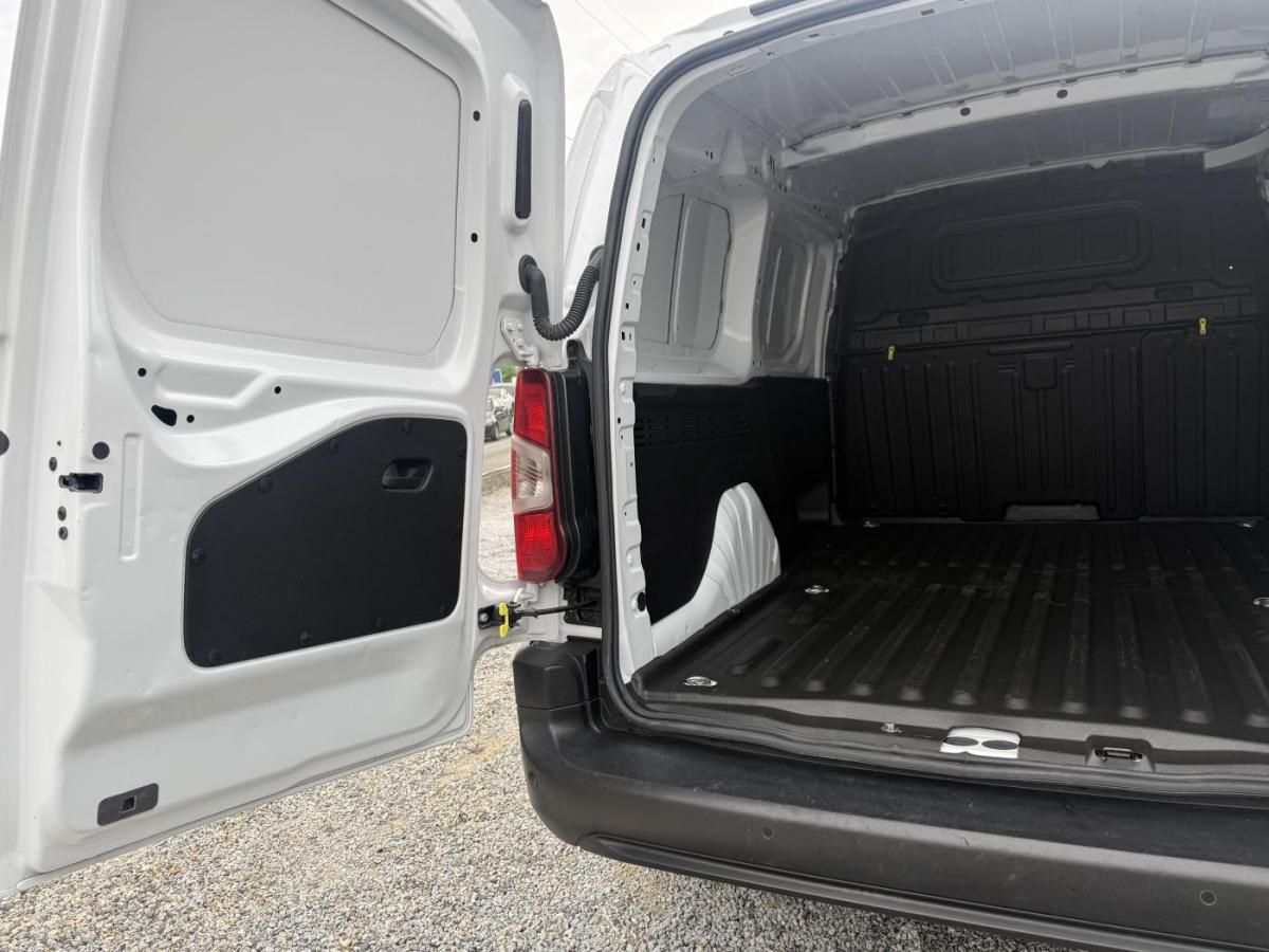 peugeot-partner-2024-diesel-1499cc