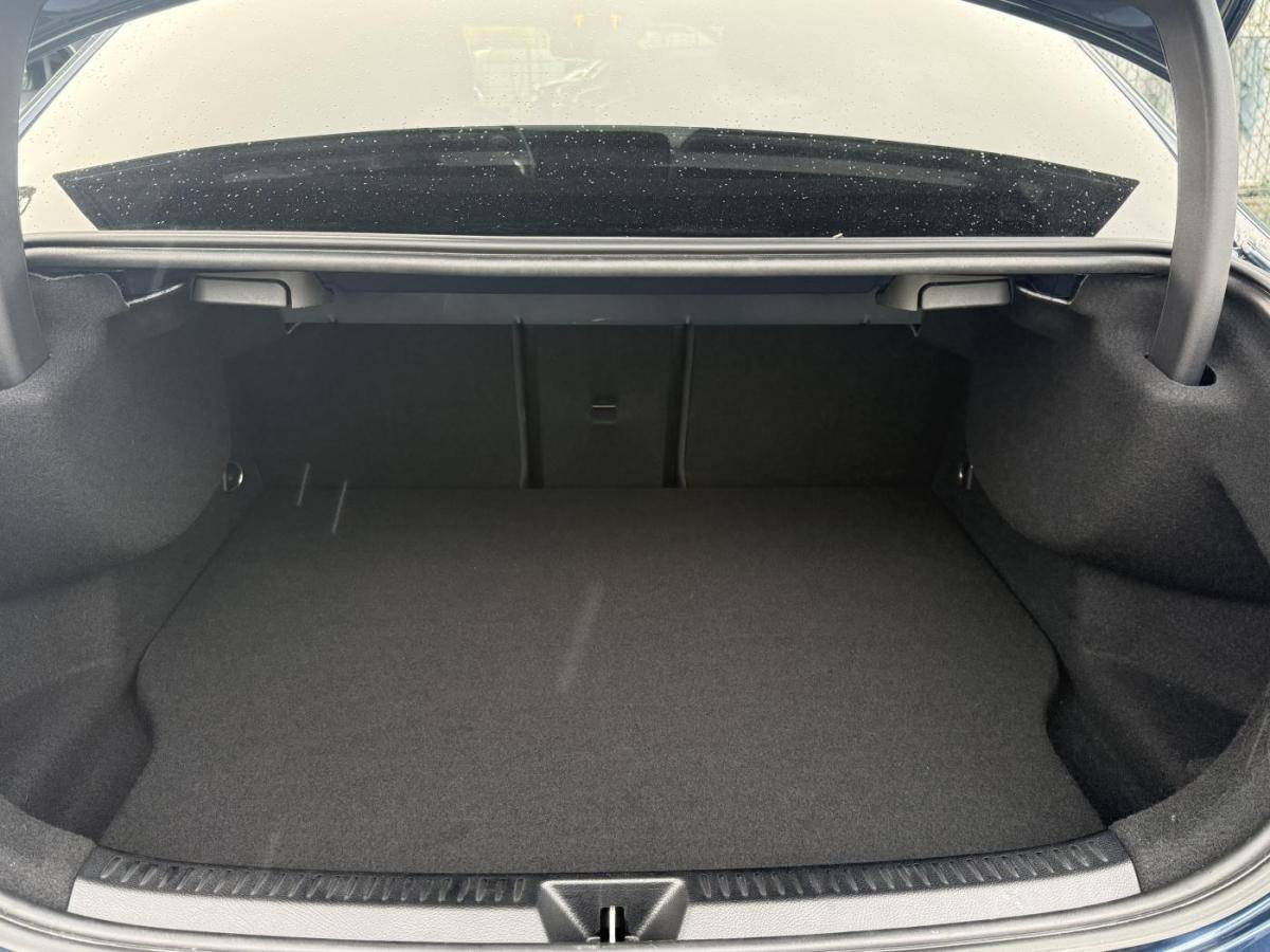 mercedes-benz-classe-a-2021-hibrido-a-gasolina-1332cc