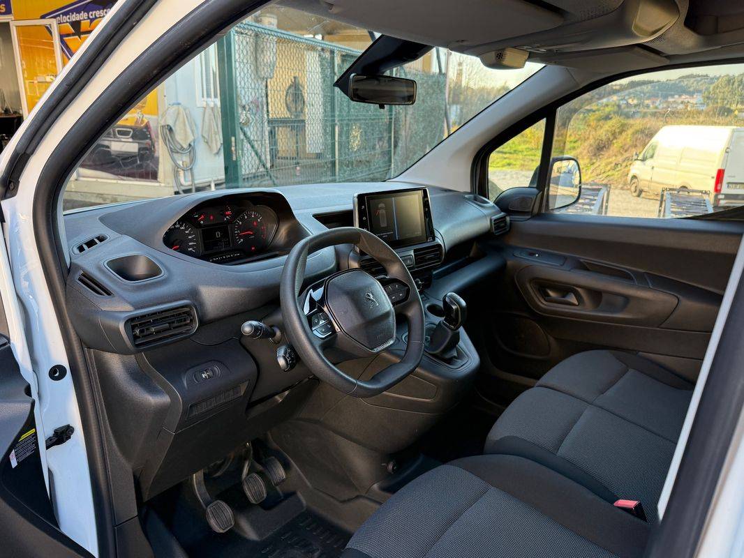 peugeot-partner-2021-diesel-1499cc