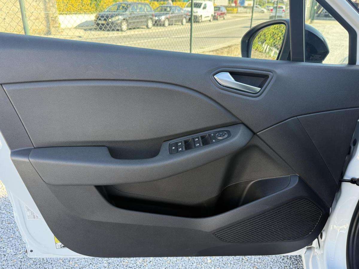 renault-clio-2023-gpl-999cc