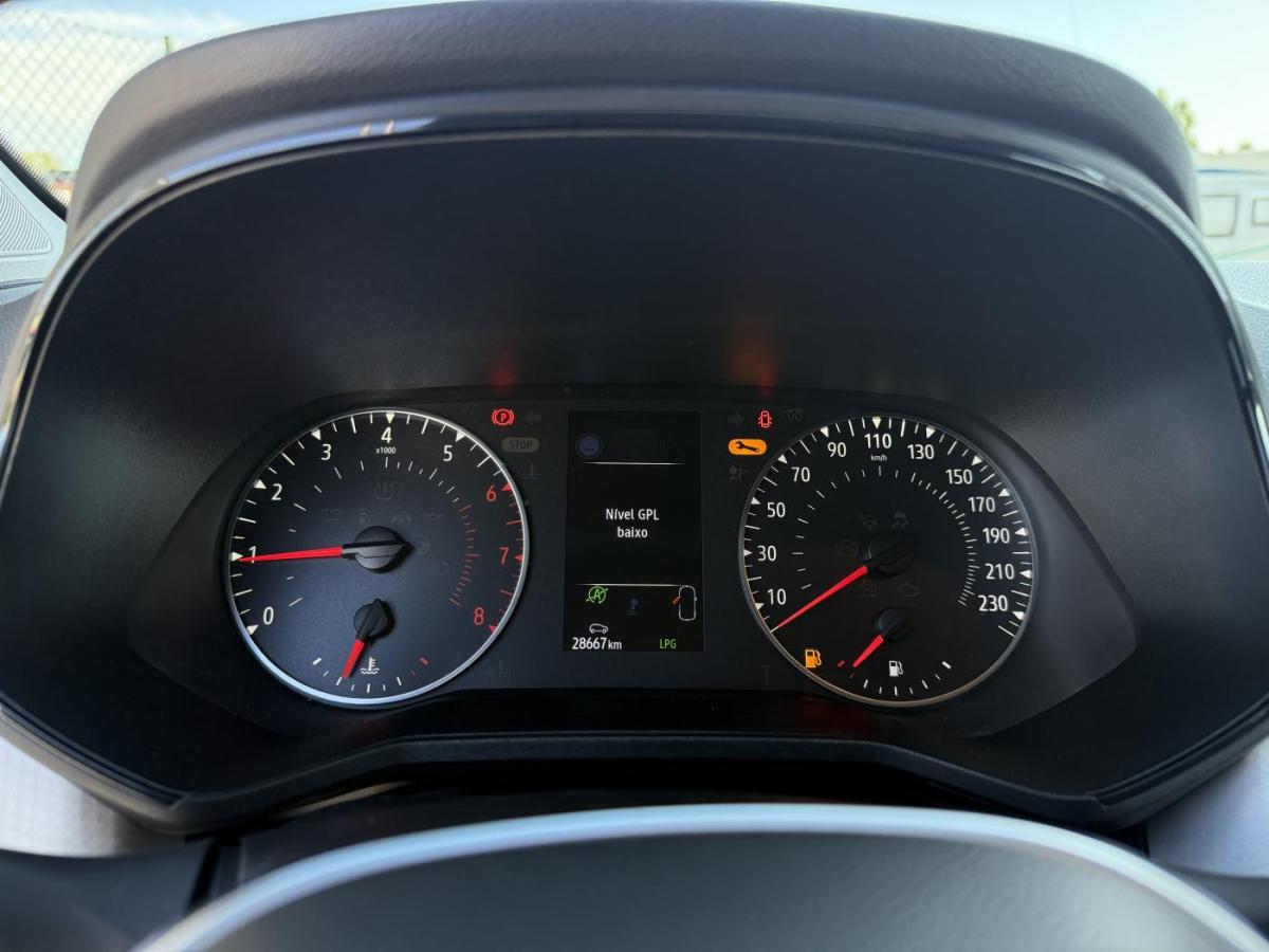 renault-clio-2023-gpl-999cc